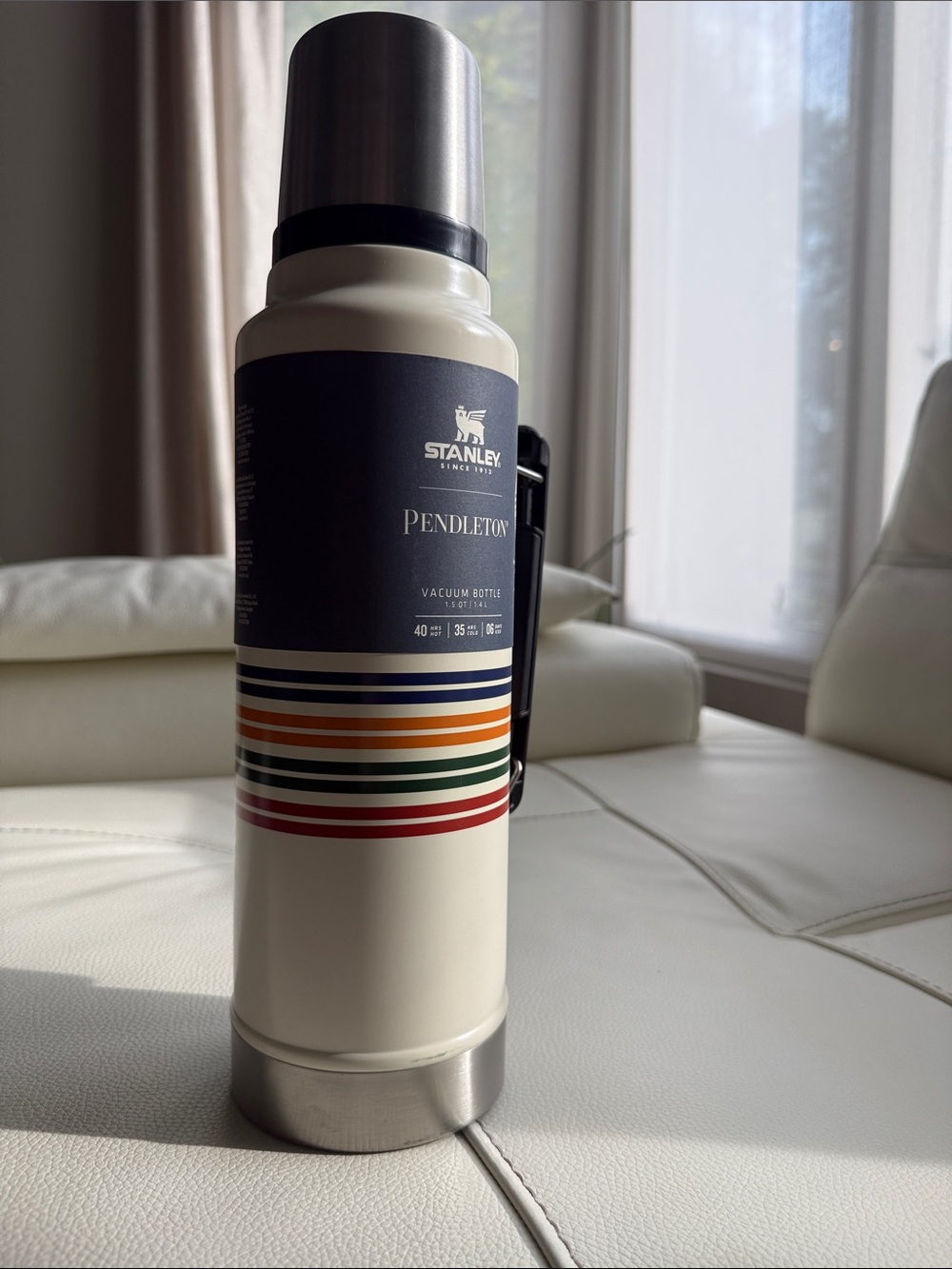Pendleton Stanley Vacuum Bottle White 1.5 QT